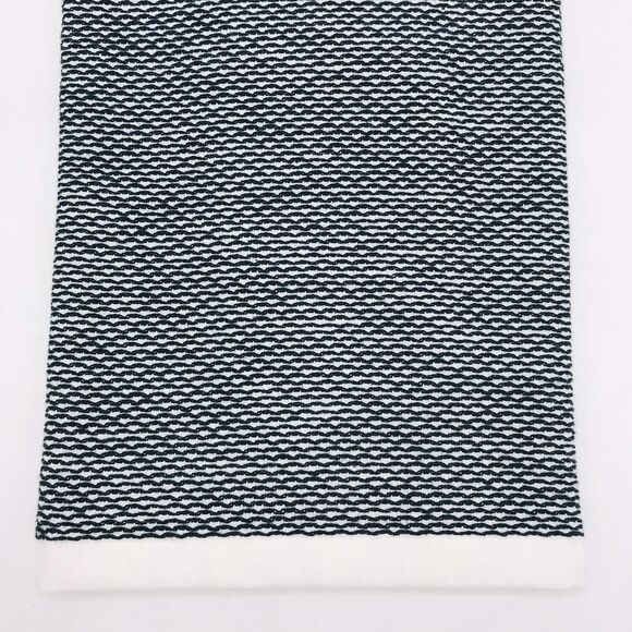 Hanging Kitchen Towel: Black Daisy Topper, Button Closure - Picture 8 of 8